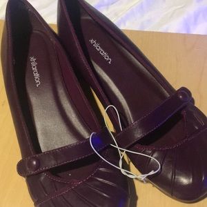 Woman’s low wedges